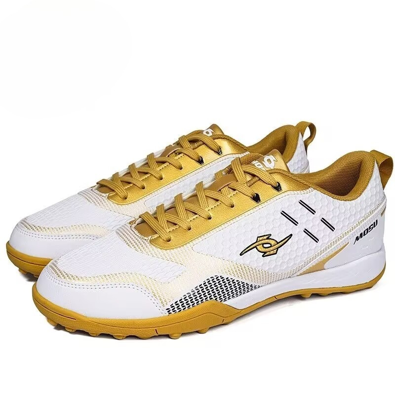 Oryginalne markowe buty piłkar – Outdoor Sport Brand Shoes recenzja i cena
